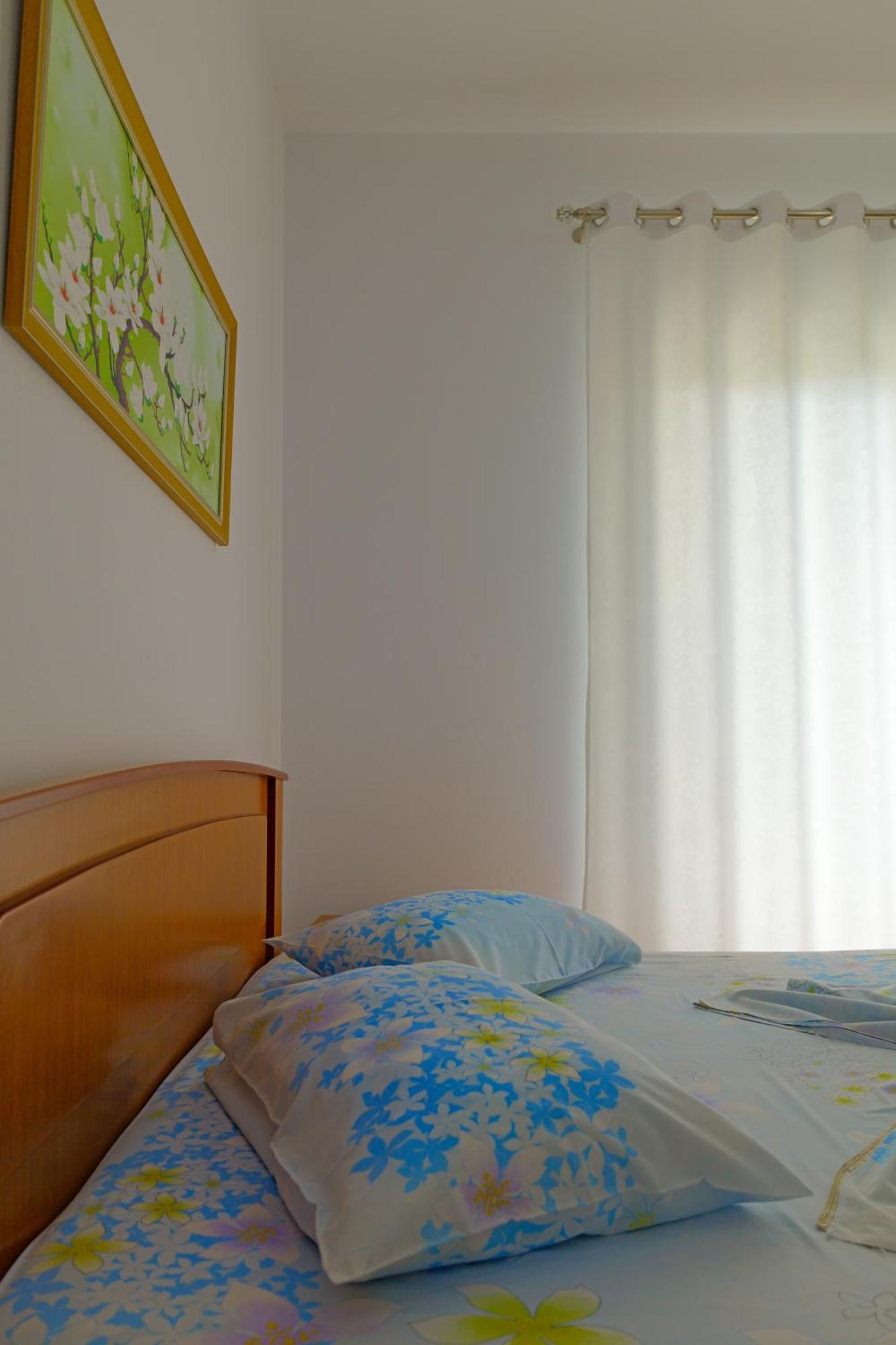 Vila Marina Apartments Sarandë Exterior foto